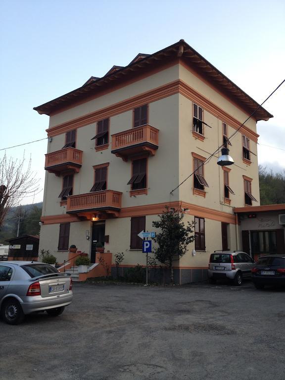 Albergo Chiara Savignone Exterior photo