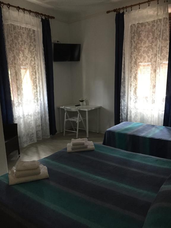 Albergo Chiara Savignone Exterior photo